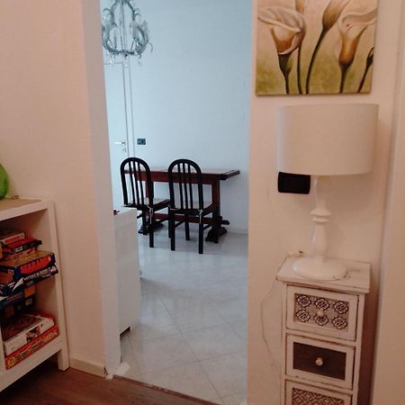 Da Qui, Il Mare Apartment Genoa Bagian luar foto