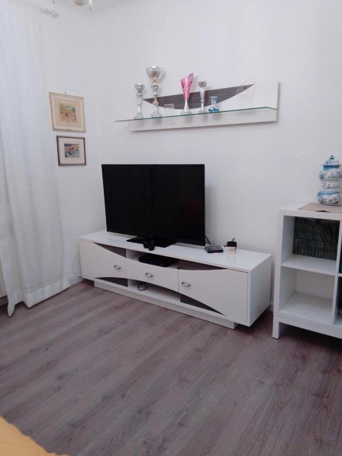 Da Qui, Il Mare Apartment Genoa Bagian luar foto